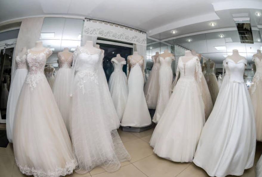 Wholesale wedding dress manufacturer