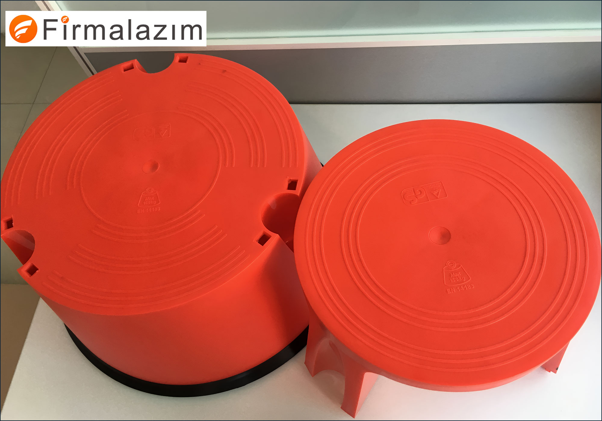 Exporting Plastic Mobile Stools to the UAE