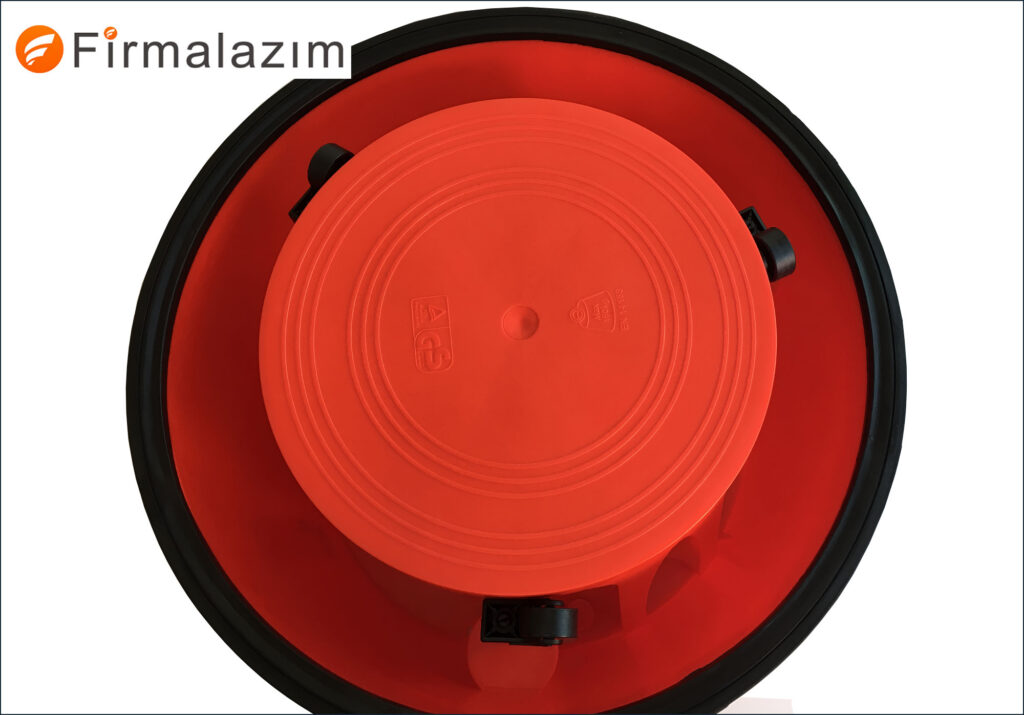 Mobile Plastic Stools for Hotels Hospitals and Service Areas