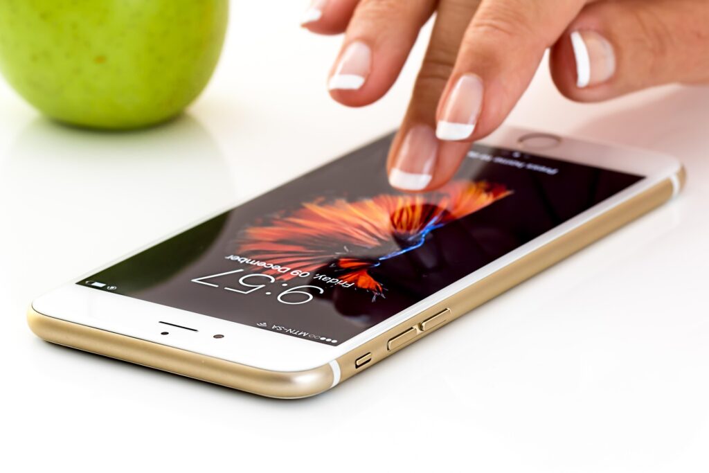 Telefonunuzun Dinlendiğini Nasıl Anlarsınız